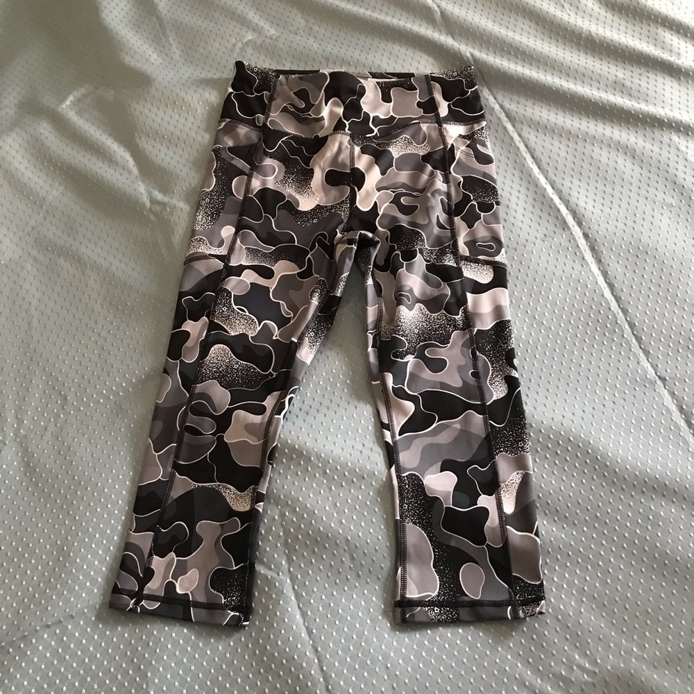 Printed capri w/pocket